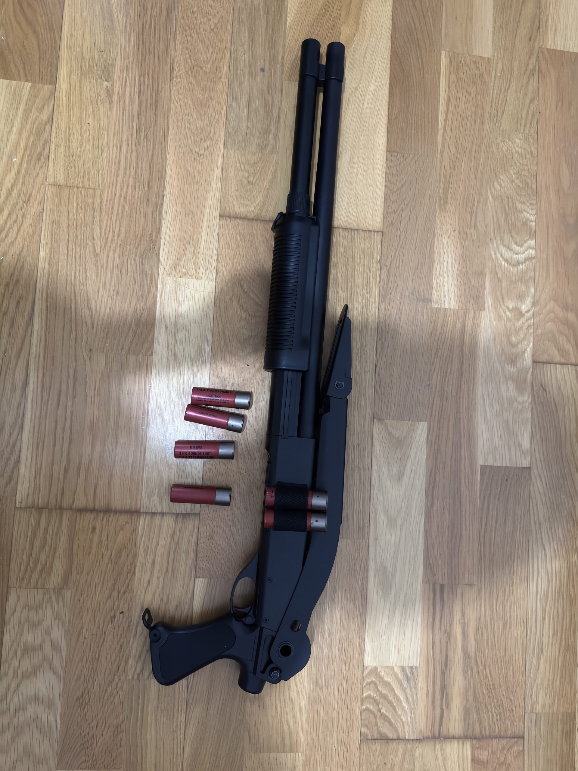 CYMA FUSIL À POMPE M870 SPRING (CM352L / NOIR)