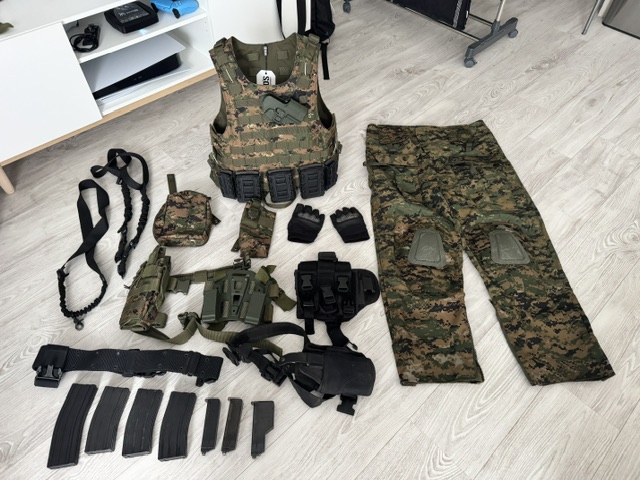 Lot vêtements et protection