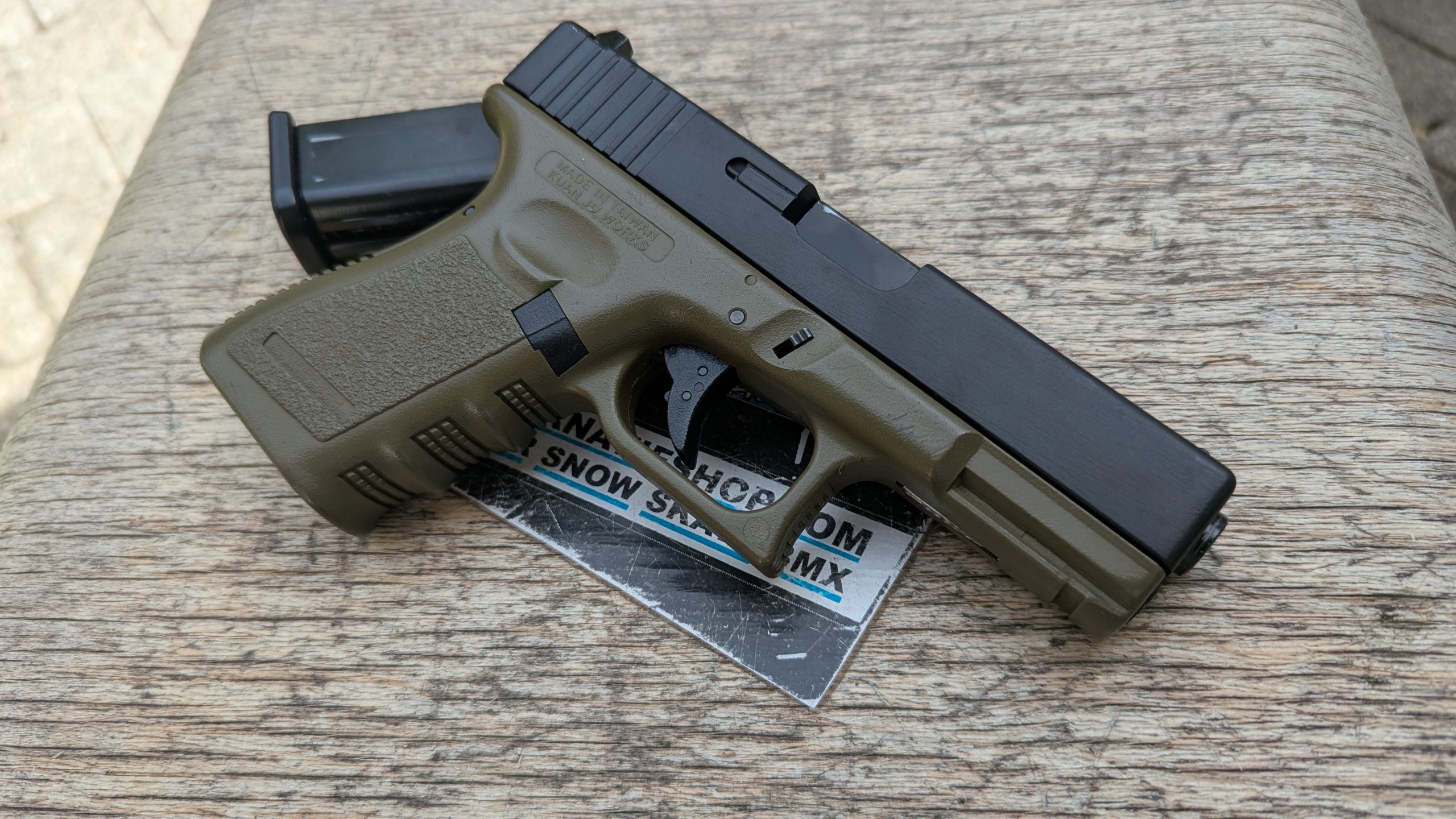 Glock 19 Gen3 Kaki GBB KJW
