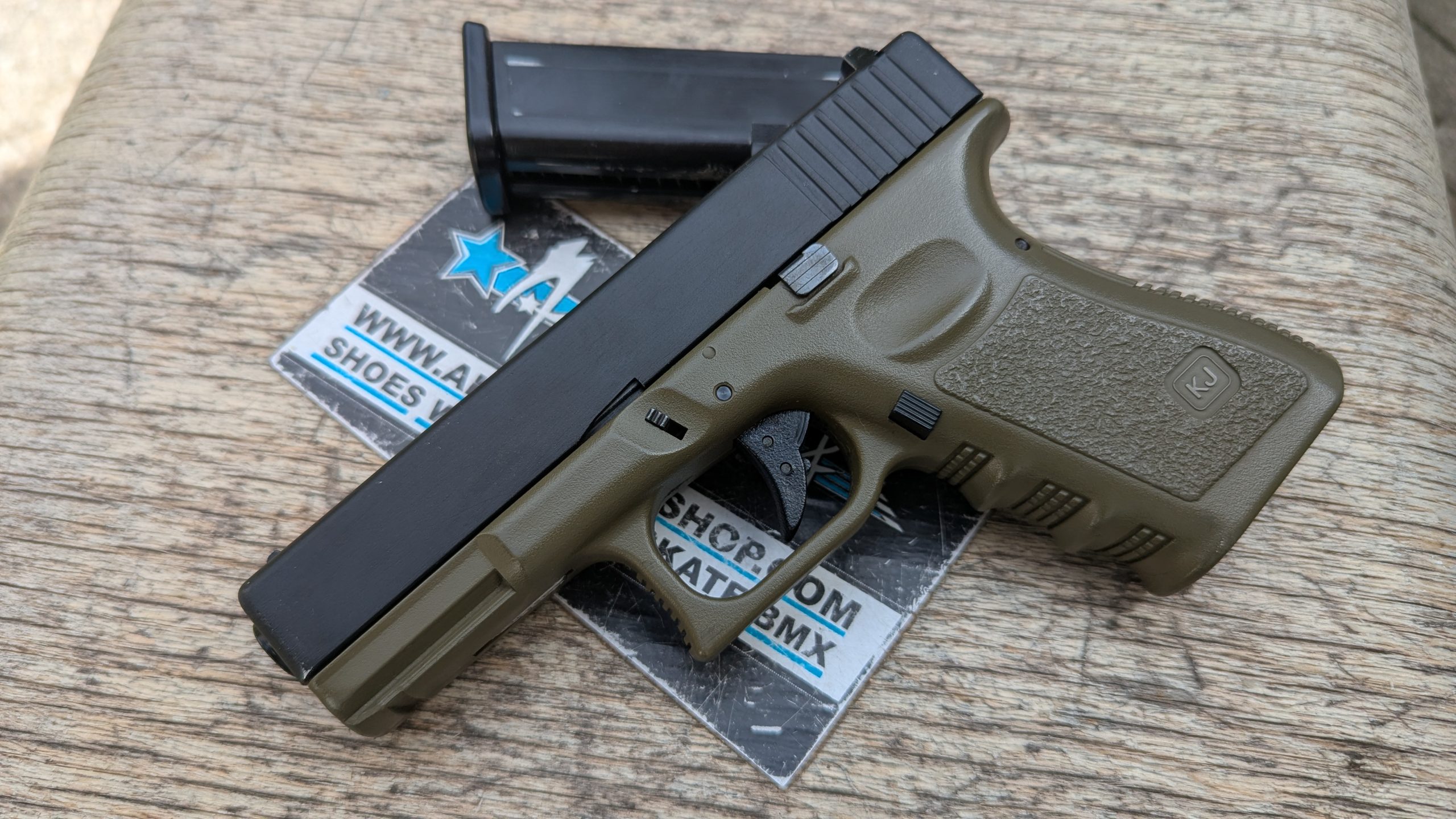 Glock 19 Gen3 Kaki GBB KJW