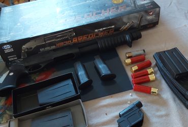 Pompe breacher tokyo marui  + accessoires