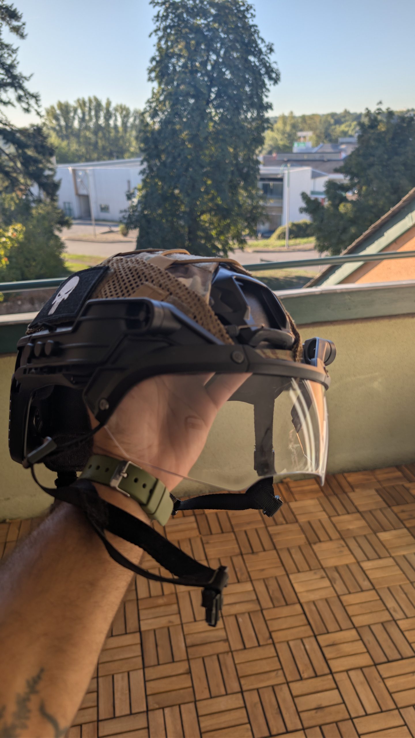 Casque FAST + Couvre-casque Multicam + masque ghost + visière GIGN