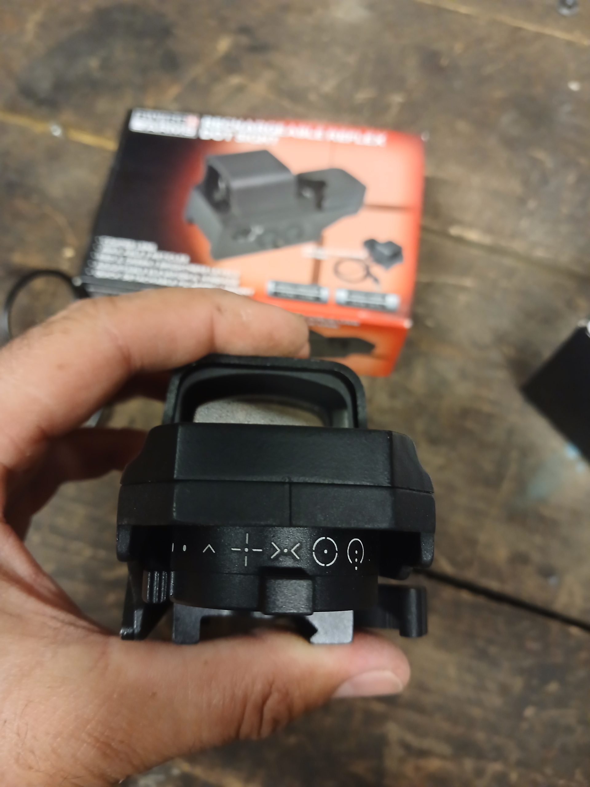 Viseur holographique rechargeable 8 vision