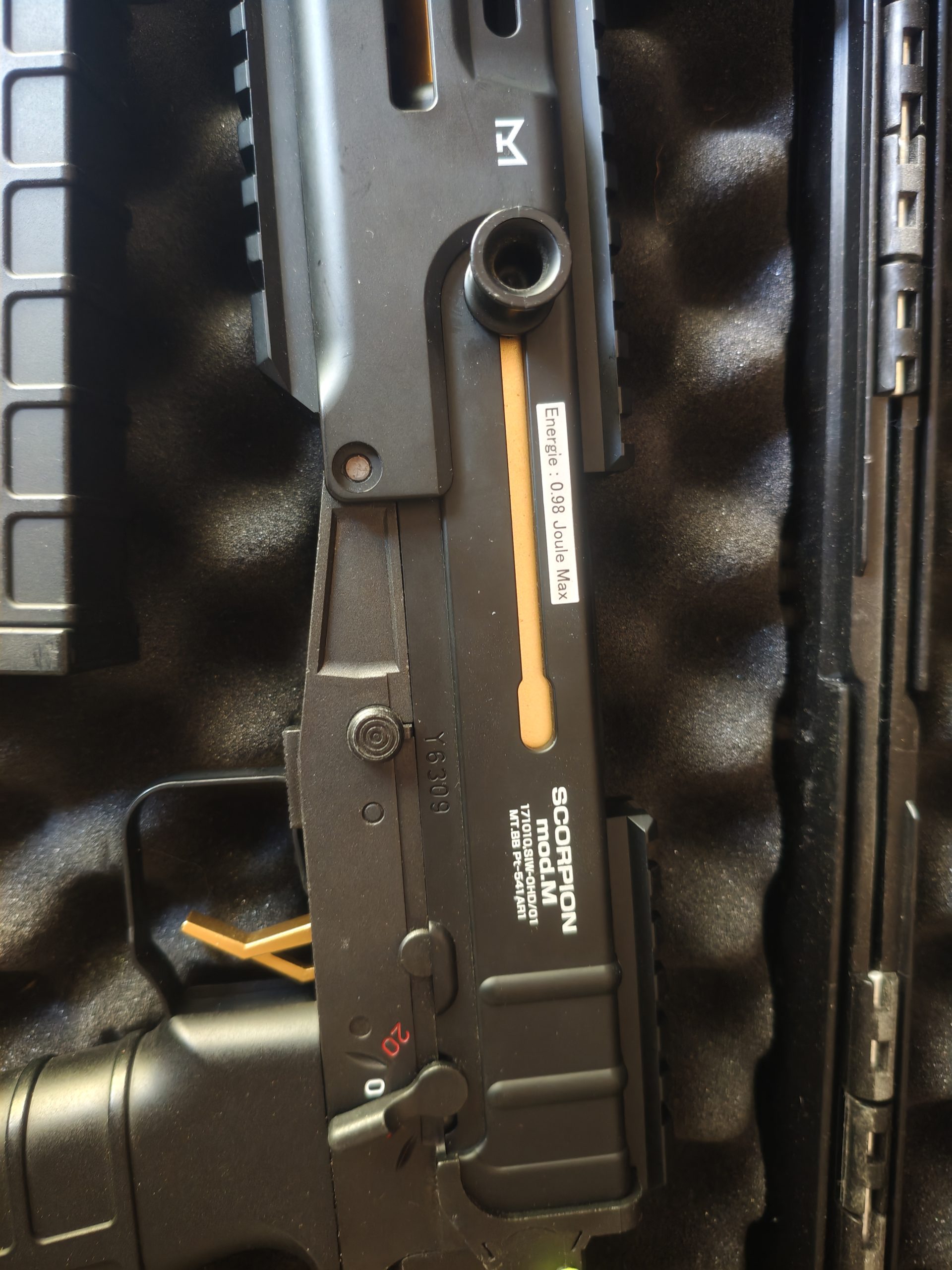 Scorpion model M Tokyo marui quasi neuve