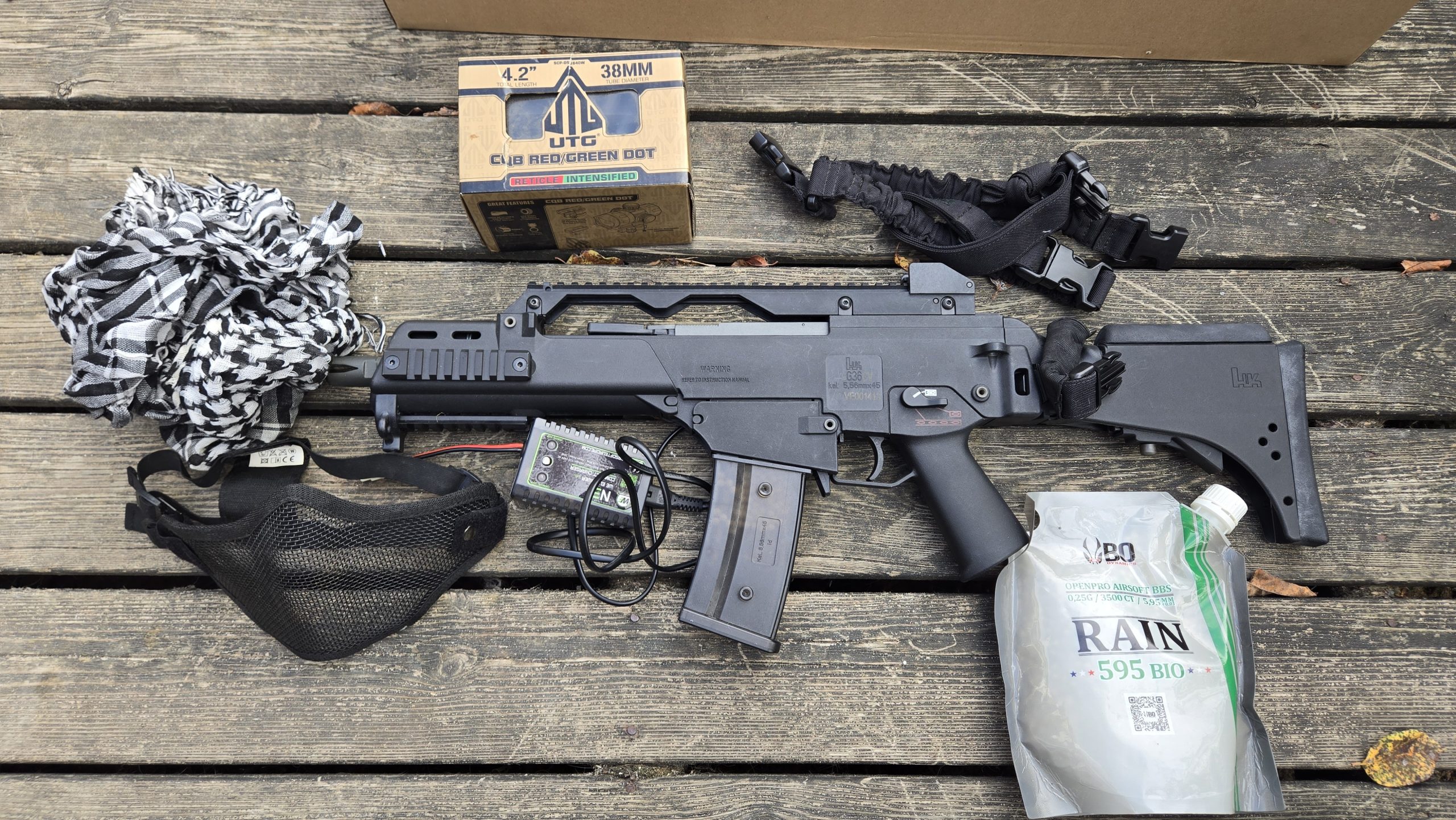 Pack Airsoft complet – H&K G36C Umarex + Point Rouge UTG + Accessoires