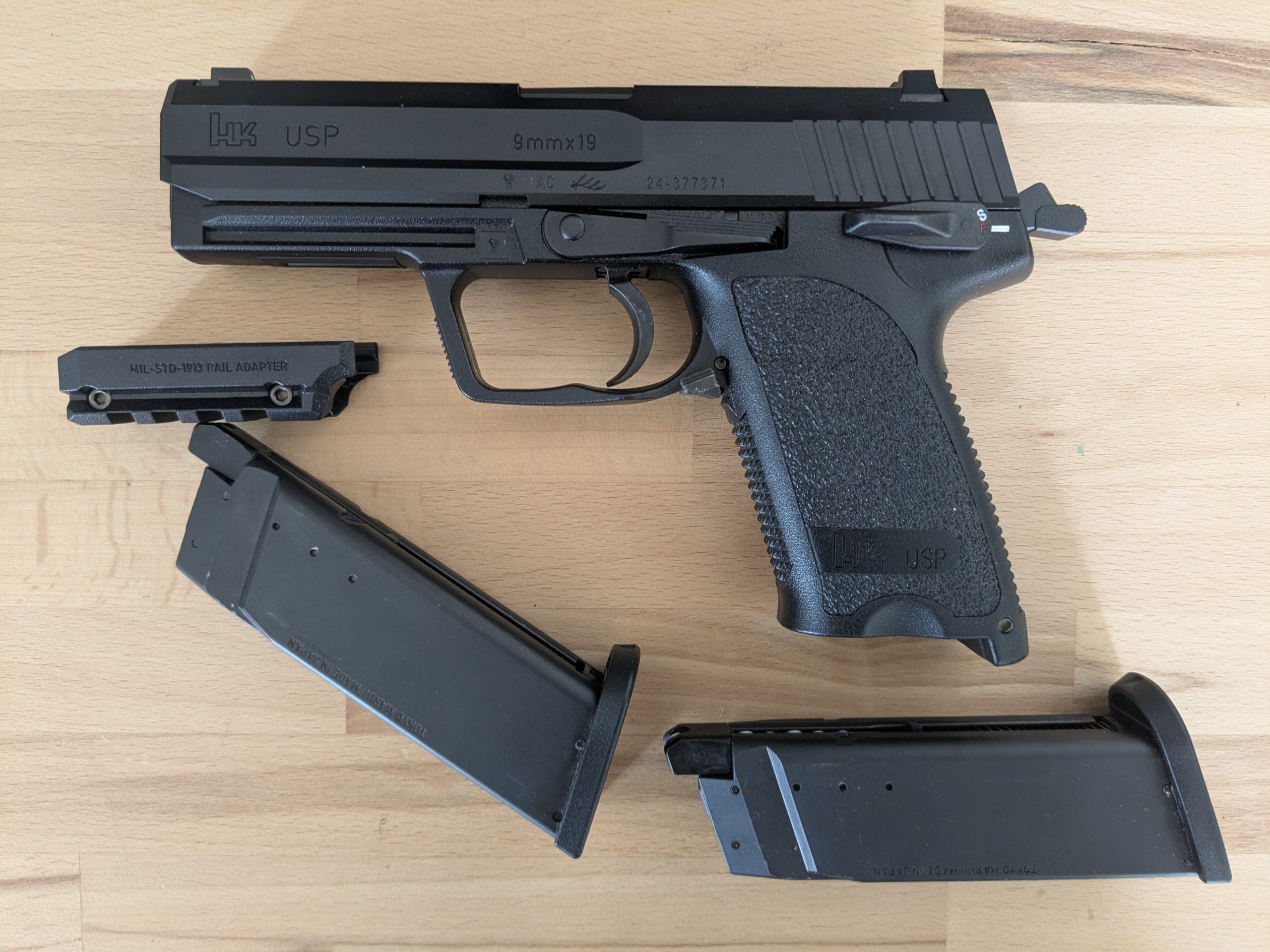 Tokyo Marui USP GBB + second chargeur