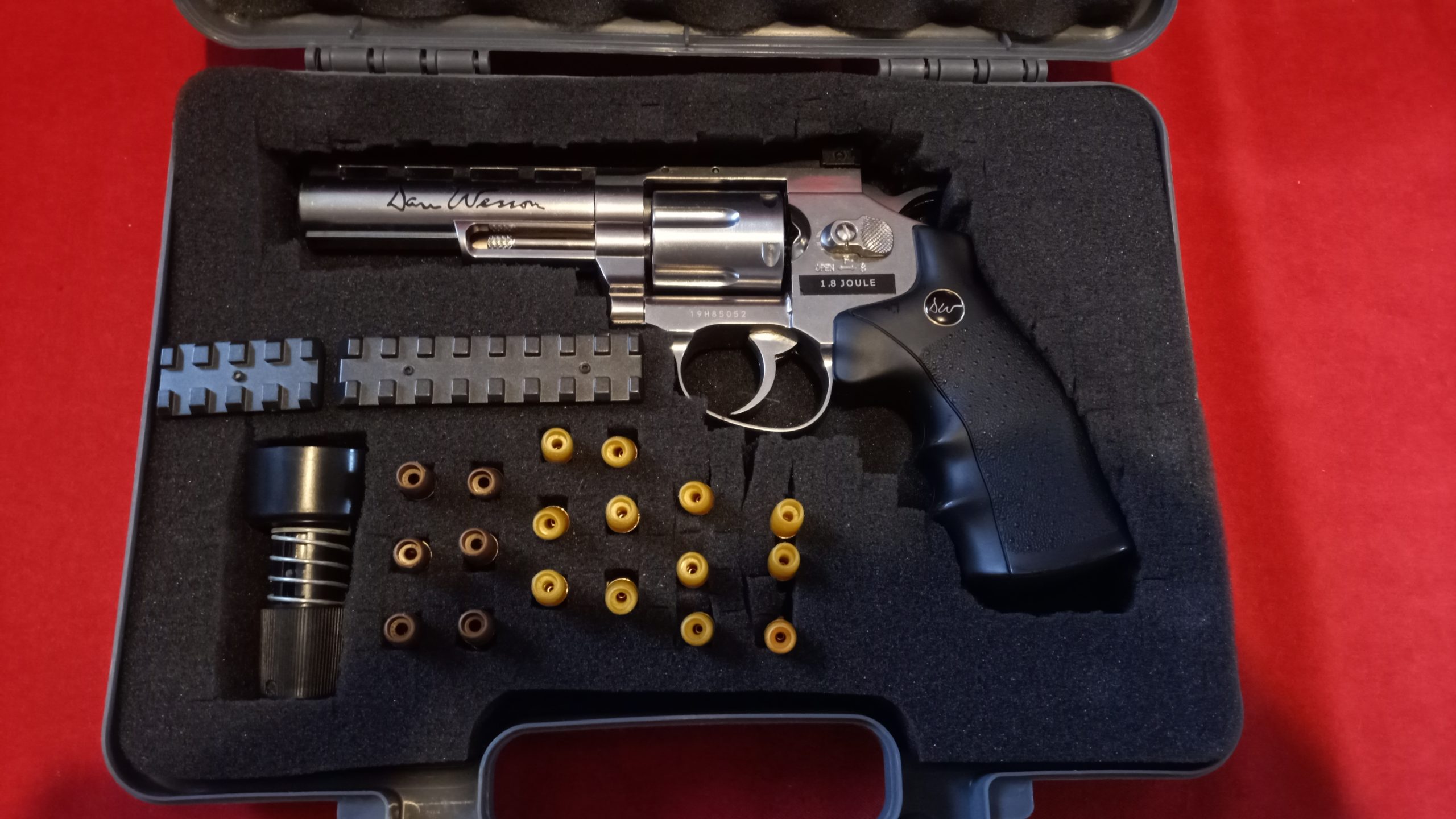 ASG Revolver Dan Wesson 4" NBB (Chrome)