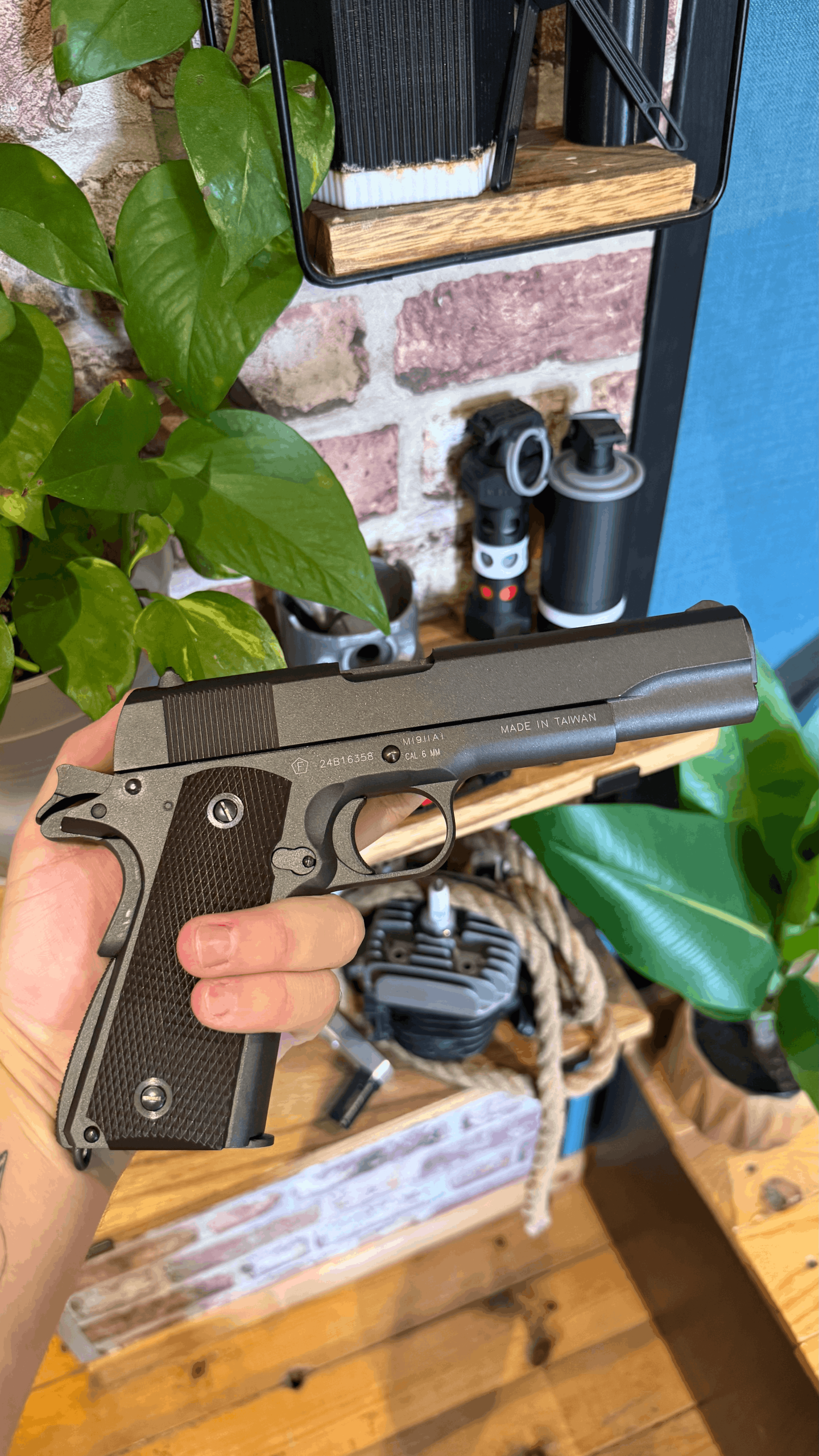 COLT 1911 CYBERGUN CO2