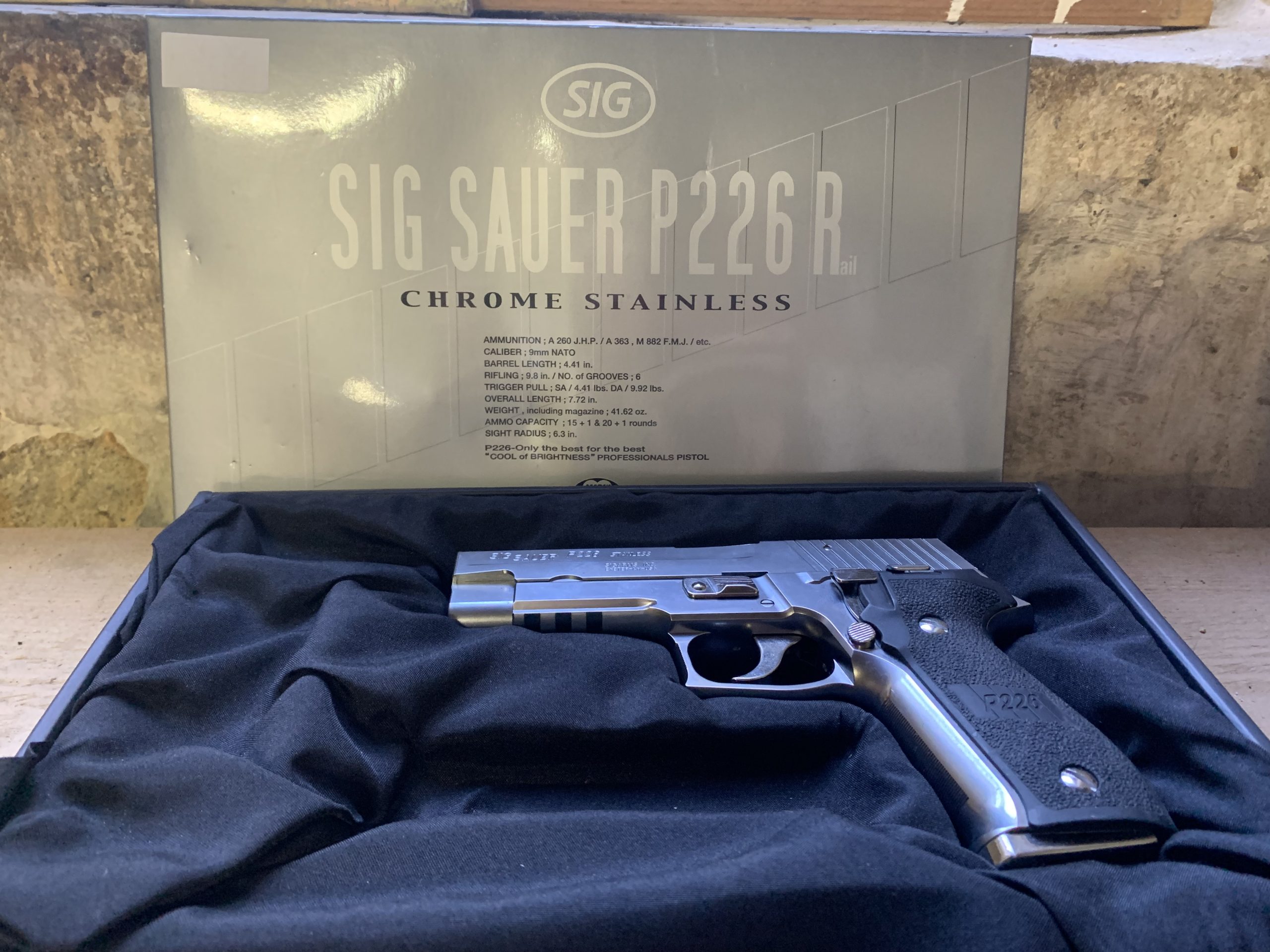 SIG Sauer P226 R Chrome