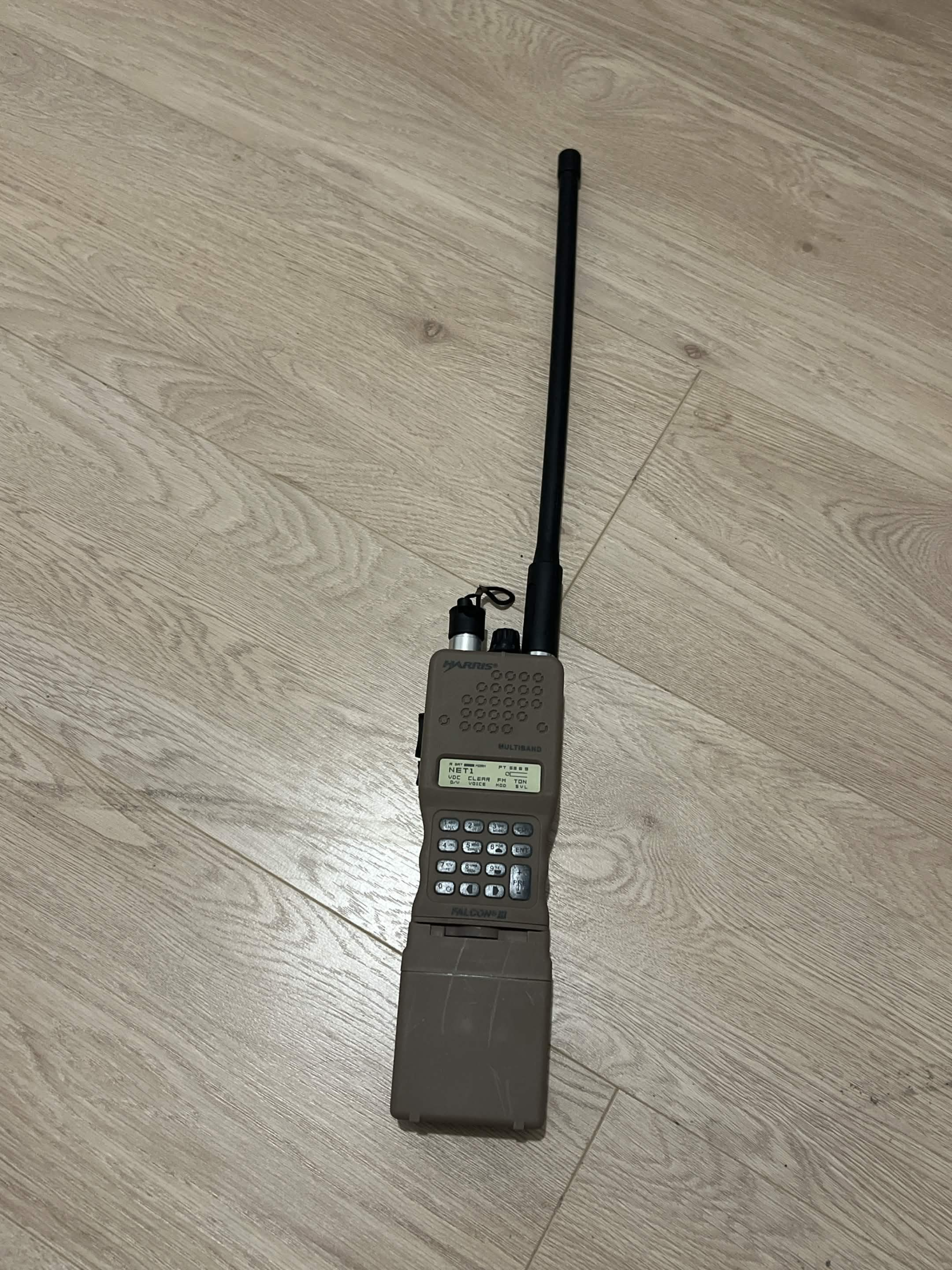 Radio factice PRC-152 FMA Désert/TAN