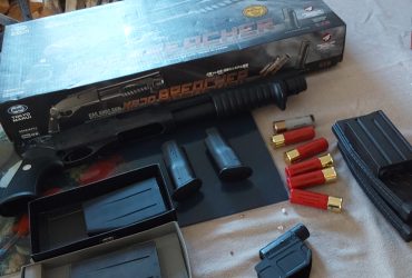 Pompe breacher tokyo marui  + accessoires