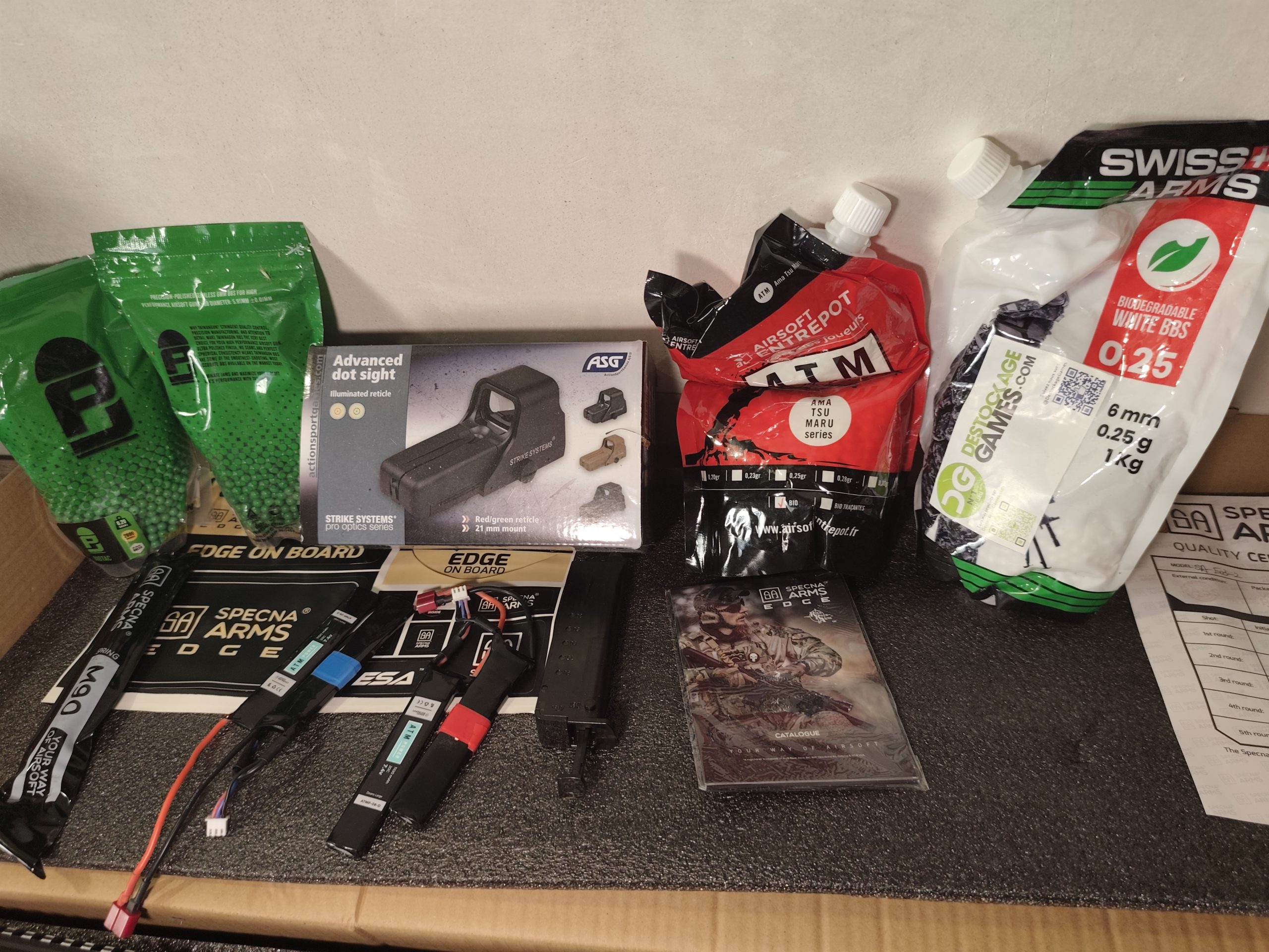 Réplique Airsoft Pack Complet Specna Arms M4 SA-E03 EDGE 2.0 (GATE ASTER) + Accessoires