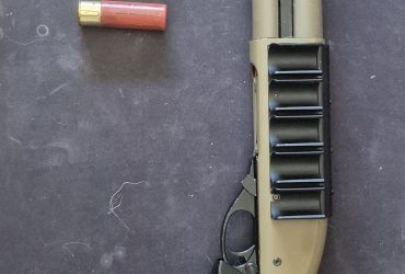 Golden Eagle Fusil à Pompe M870 Gaz (M8871 / Noir)