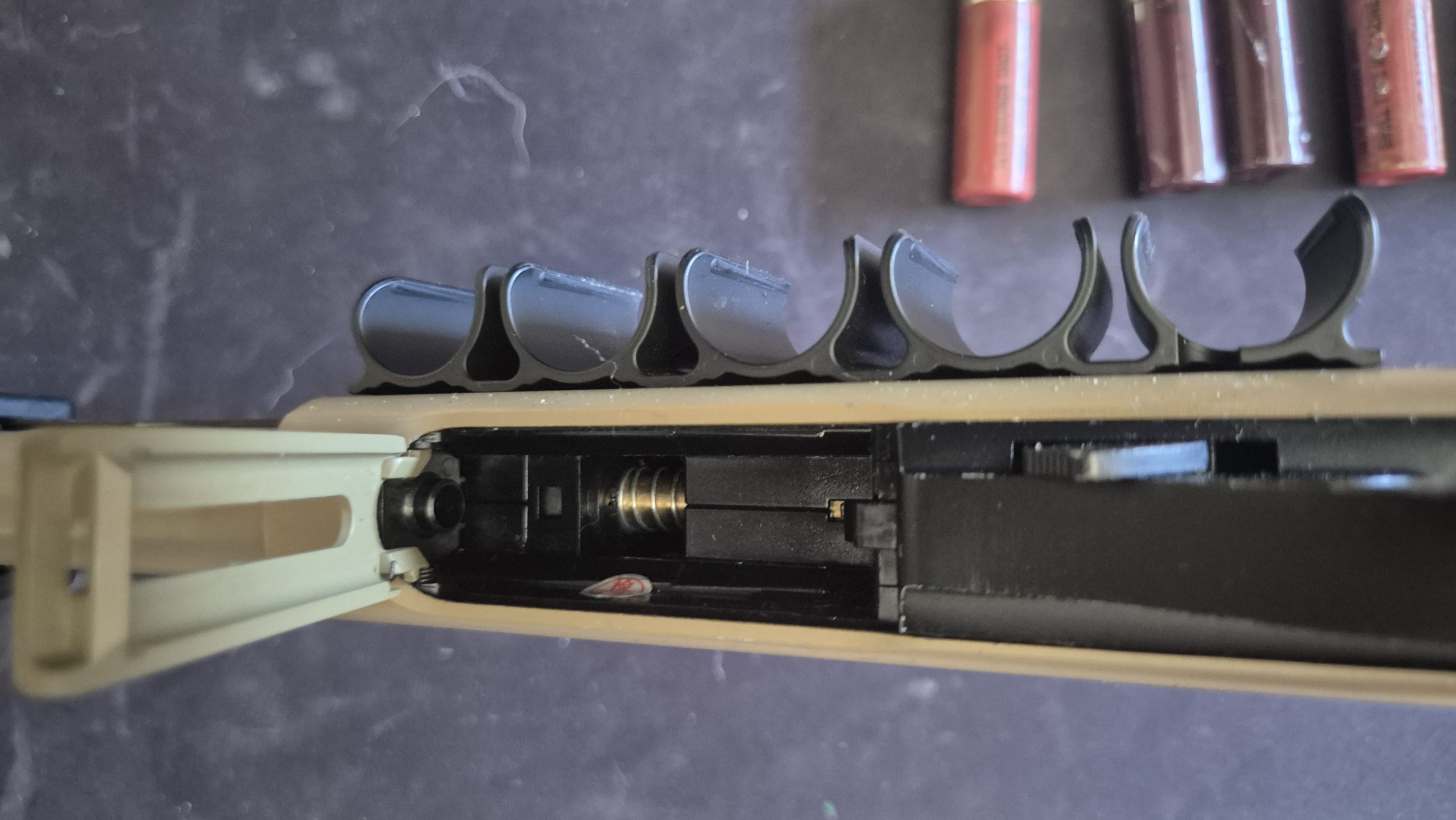 Golden Eagle Fusil à Pompe M870 Gaz (M8871 / Noir)