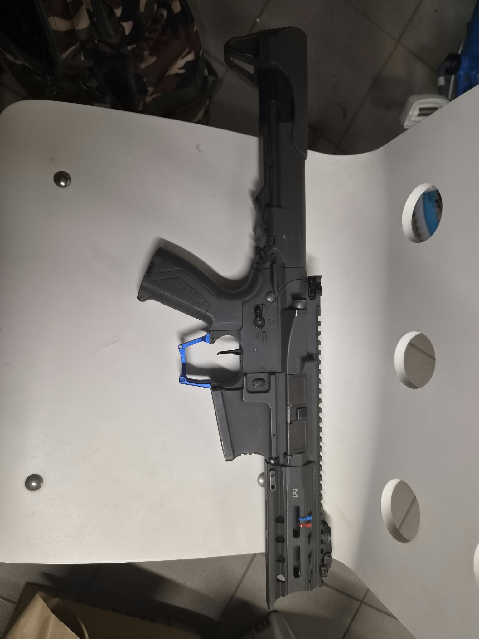 Arp 556 titan perun