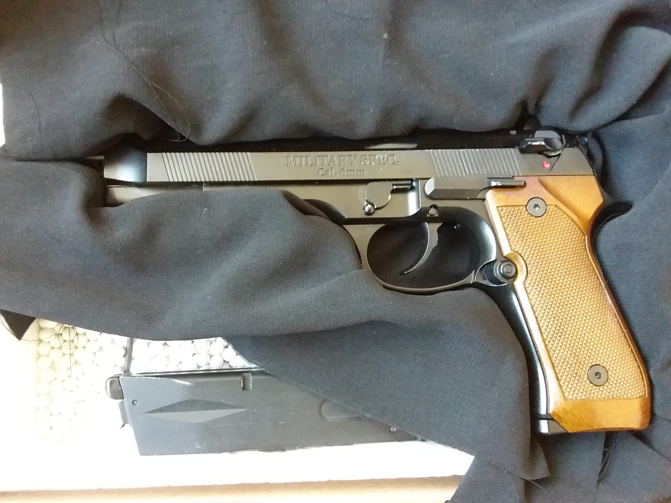 Réplique M92FS à dépanner