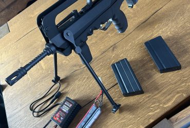 Pack Complet FAMAS F1 EVO G1 + accessoires