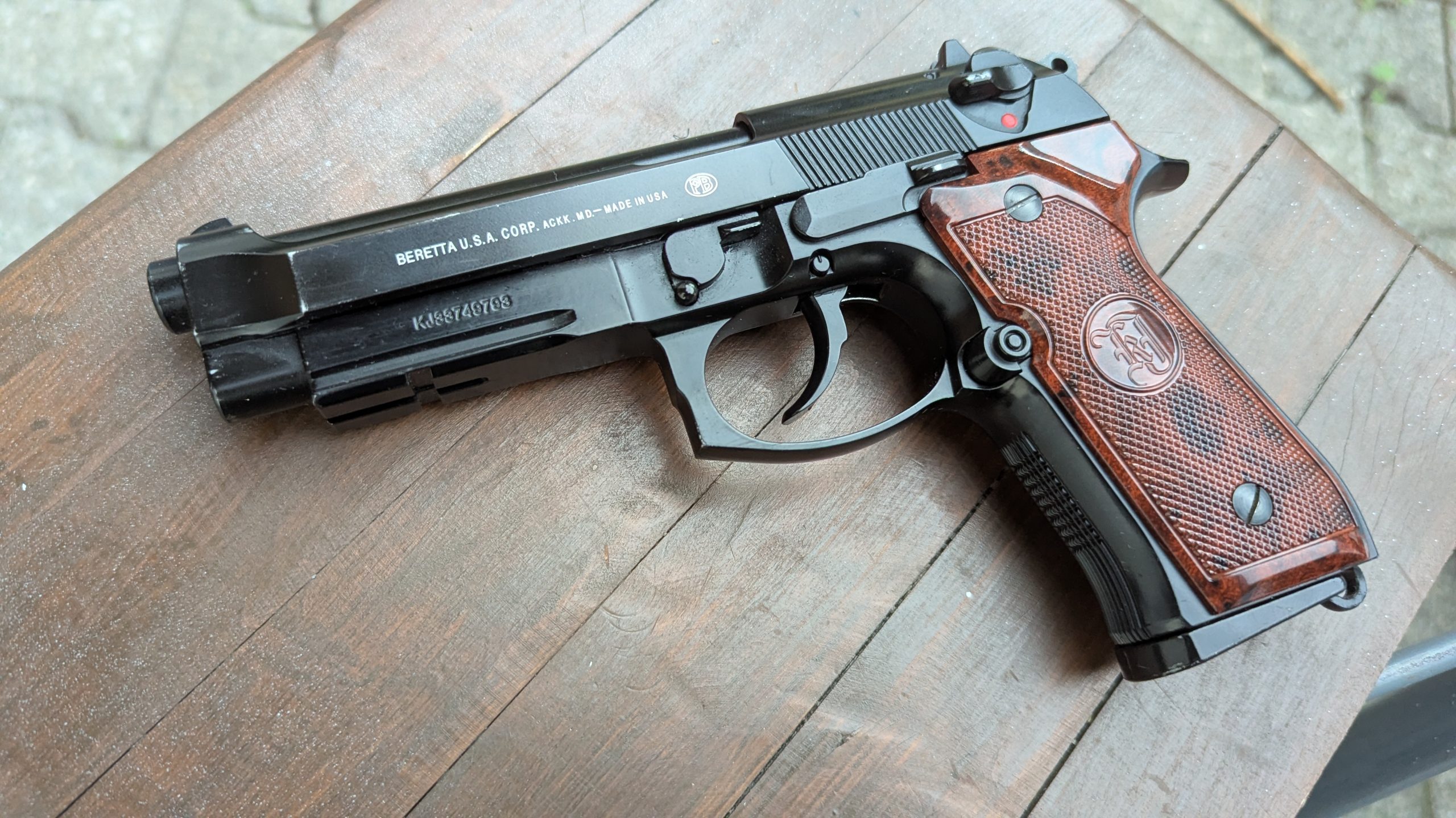 M9 Beretta KJW GBB