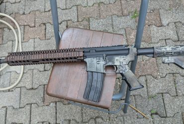 Colt M4 GBBR Custom – Marquages & Rail Daniel Defense RIS II FSP